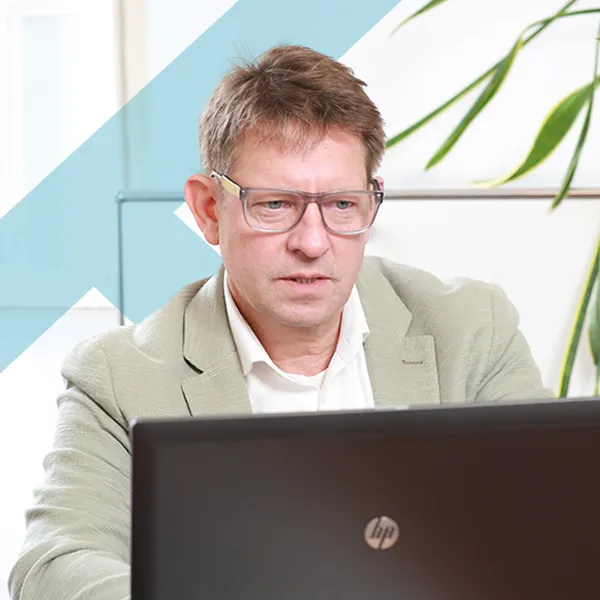 RA Konstantin Tomanke, München